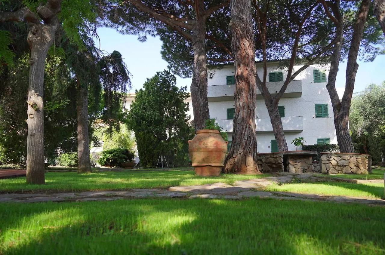 Hotel Marelba Cavo 3*,