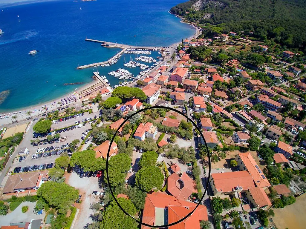 Hotel Marelba Cavo