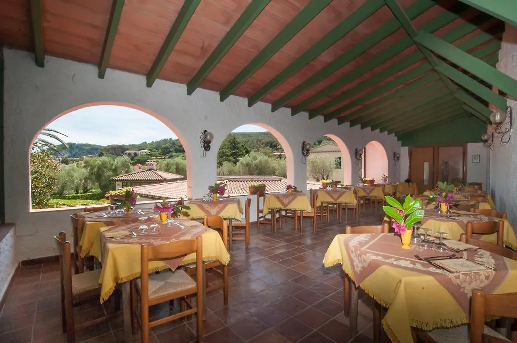 Hotel Marelba Cavo 3*,  Italie